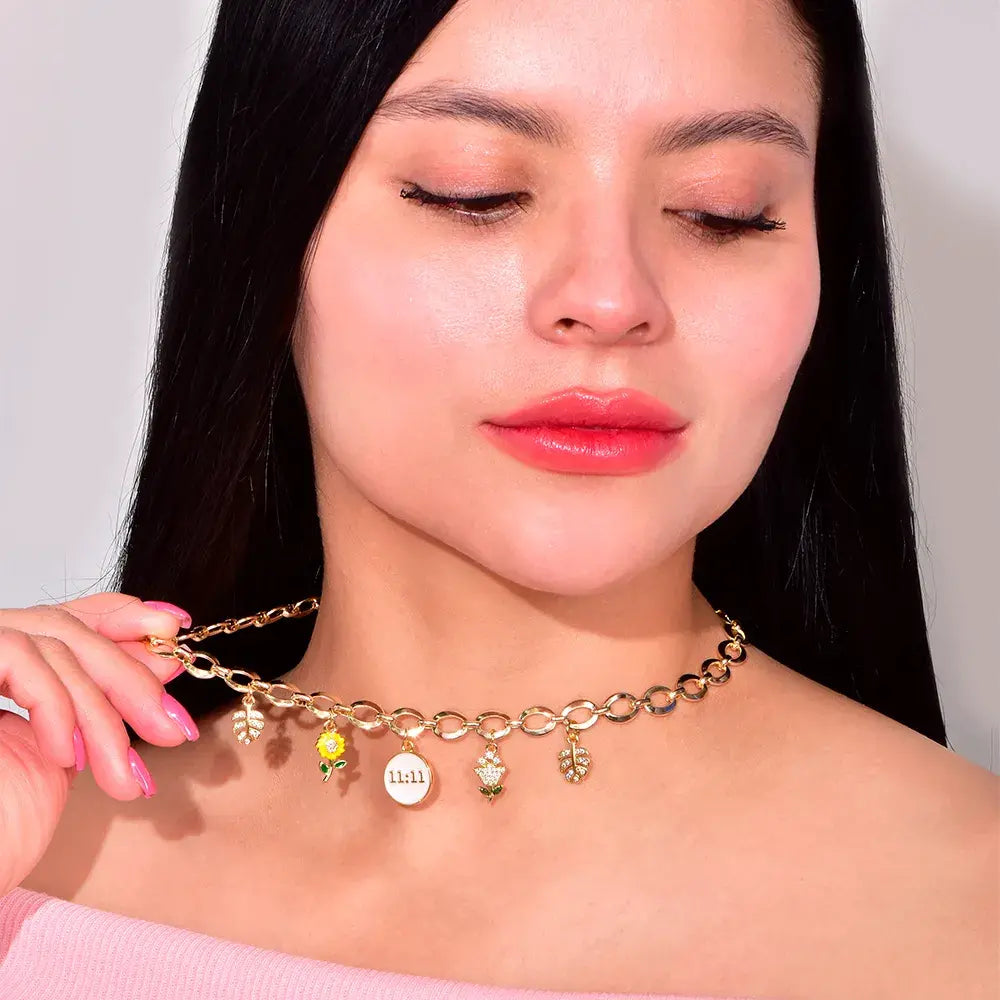 Collar Doble con Charms en baño de oro 24k