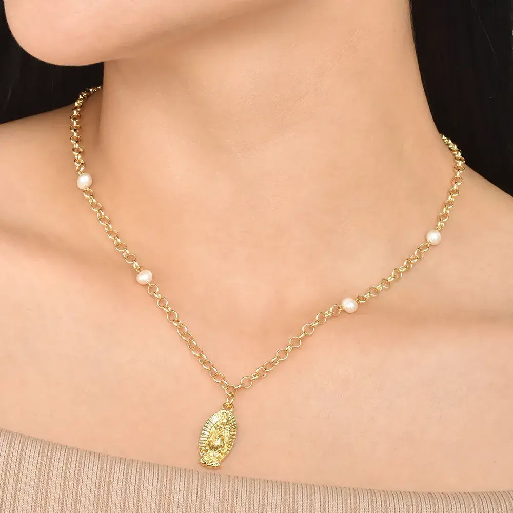 Collar Perla Virgen Dorada
