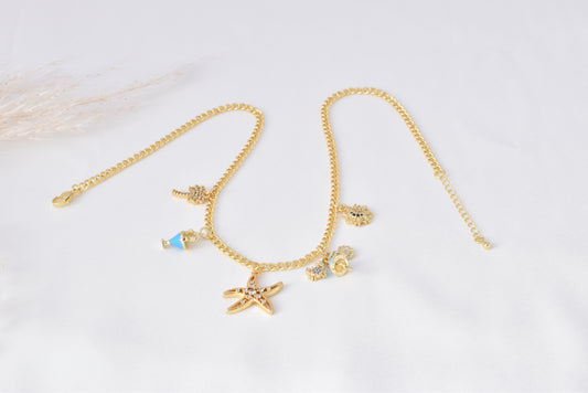 Collar con Dijes de Verano