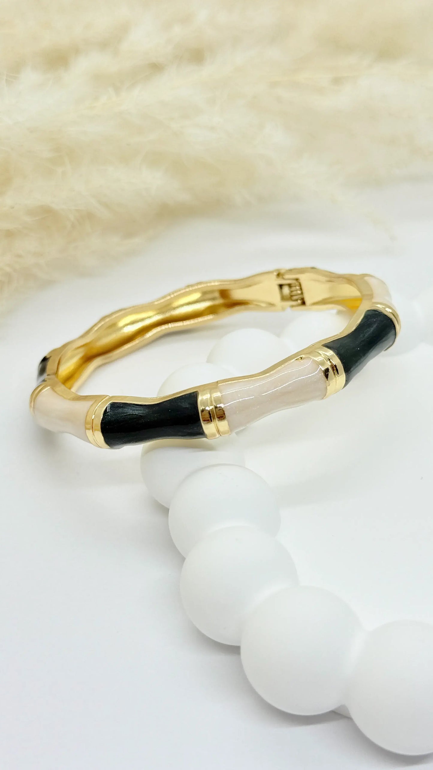 Brazalete Black & Light