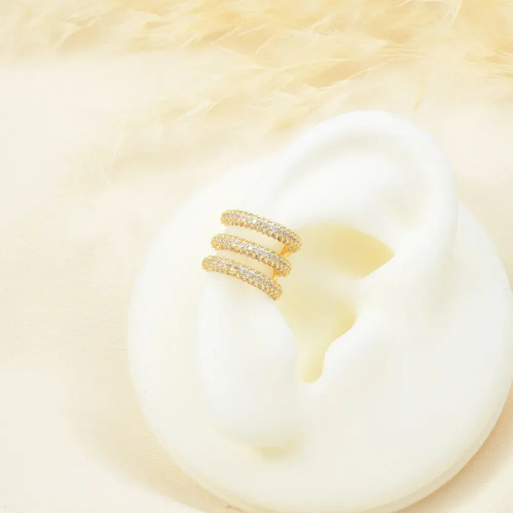 Earcuff tres líneas con circón