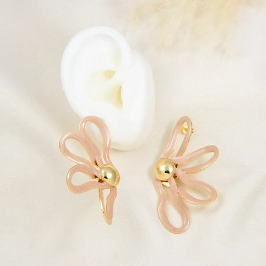 Arete topo flor rosa