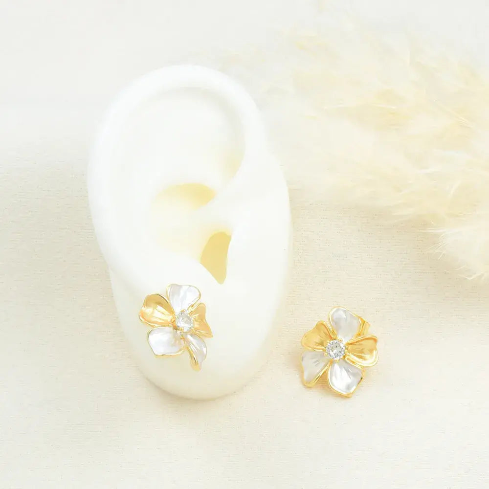 Aretes Flor Moon