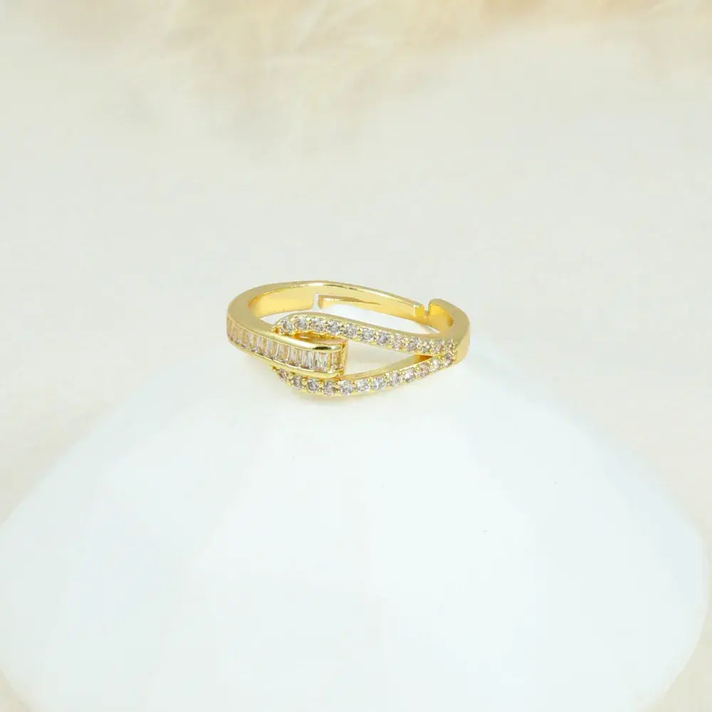 Anillo Ajustable Doble Línea Brillo en Baño de Oro