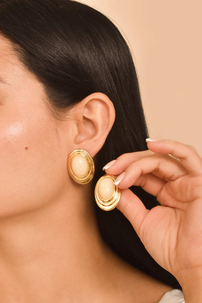 Arete Oval Perla Marfil