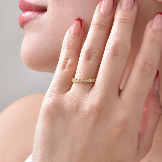 Anillo Delicado Tipo Eternity Con Microcircones