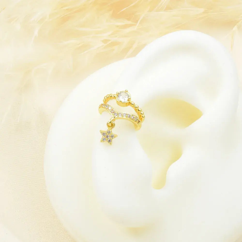 Earcuff con estrella colgante