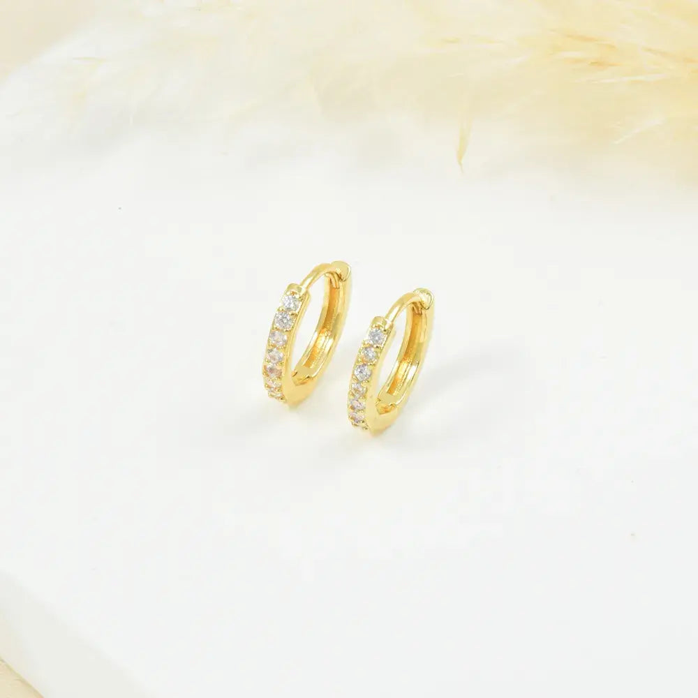 Huggies clásicos con circones