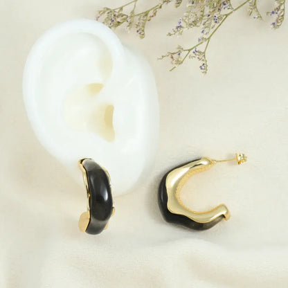 Aretes topo curva negros