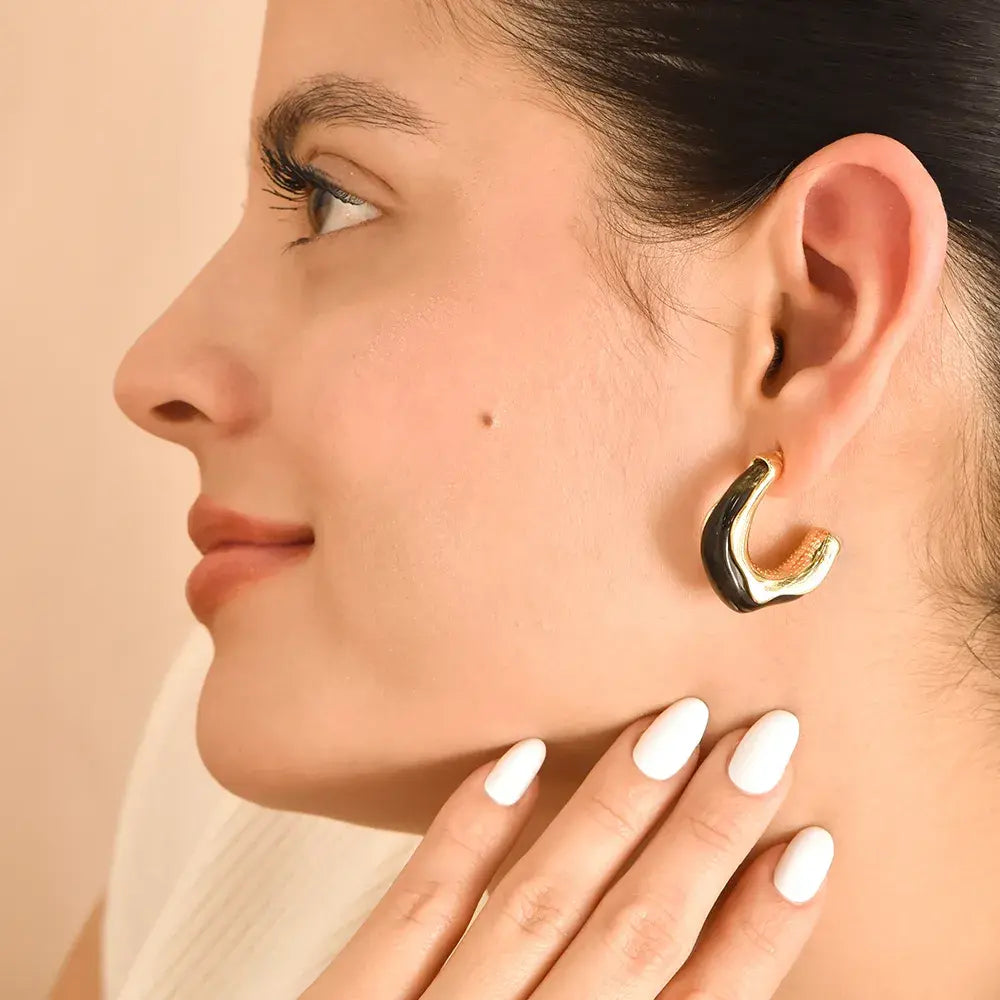 Aretes topo curva negros