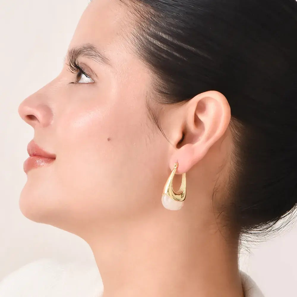 Aretes Gota Perla en Baño de Oro