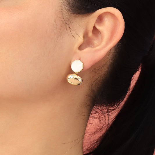 aretes-doble-dorado-en-bano-de-oro-24-k