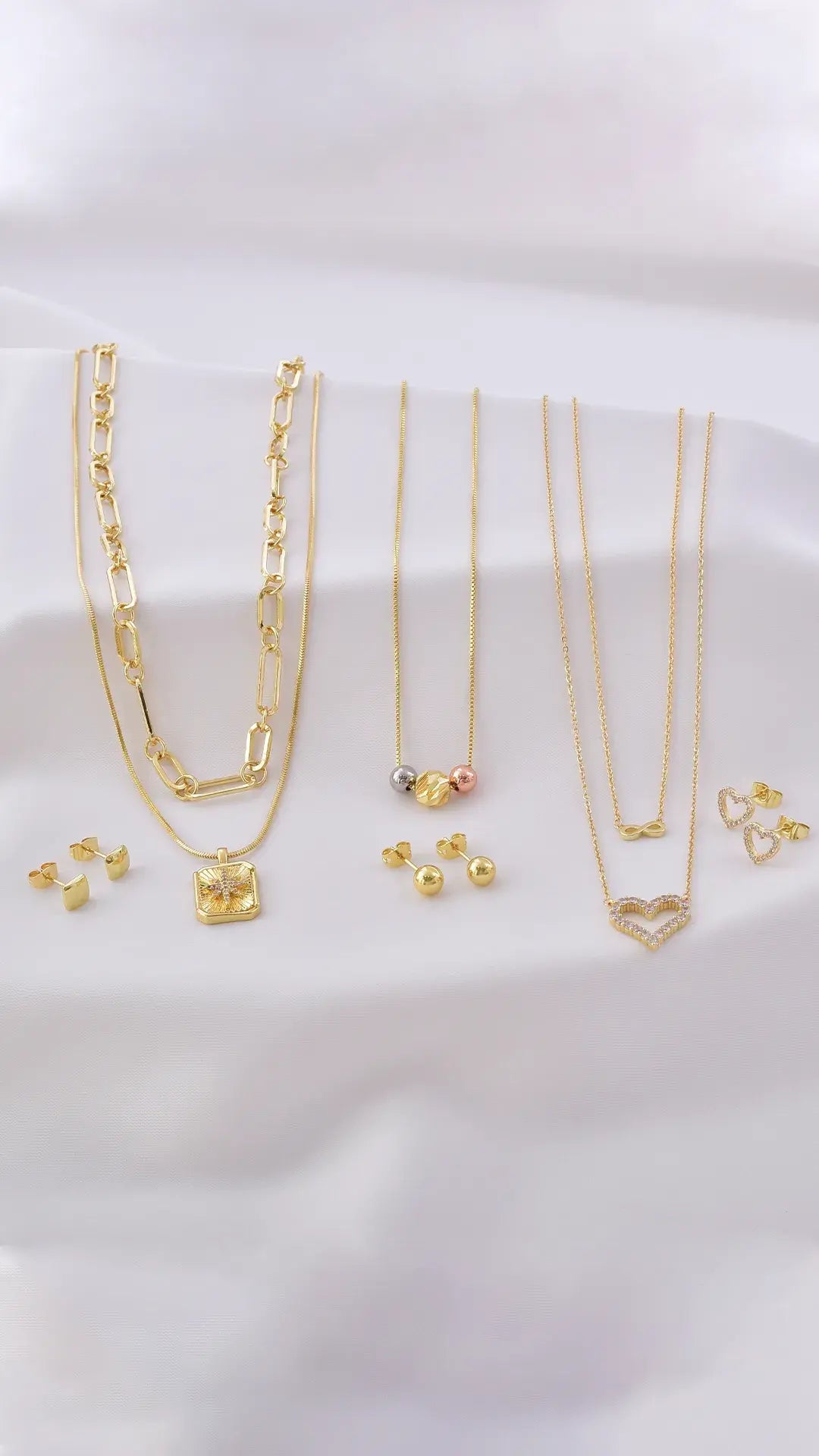 Accesorios en baño de oro 24K, cadenas y juegos en baño de oro 24k